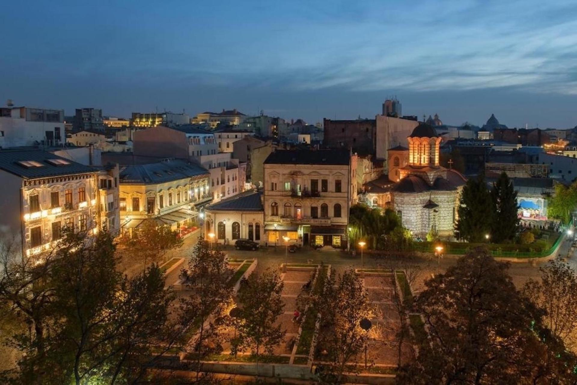 Ultracentral Apartment With City View - Bucharest Old Town Exterior photo